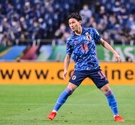 日本代表 久保建英が レアル マドリードの練習着姿 でチーム合流 クラブ公式が公表した タケのwサムアップ写真 概要 海外サッカー ニュース サッカー批評web