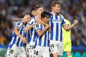 ｢アシストたまらない｣!! サッカー日本代表・久保建英が決勝弾をアシストでソシエダのヨーロッパリーグ連勝に貢献!! ｢最高です｣などと話題となった｢極上の股抜きスルーパス｣【動画】の画像