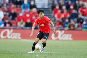 久保建英は12・5億円「マドリード復帰」なるか!!伊東純也は「ブンデス強豪へ加入」の可能性、田中碧は「ドイツへ完全移籍」と報道…原大智は「レンタル終了」か【カタールワールドカップのキーマン!欧州でプレーする「日本人選手12人」の市場価値と来季展望】(3)【図表】の画像