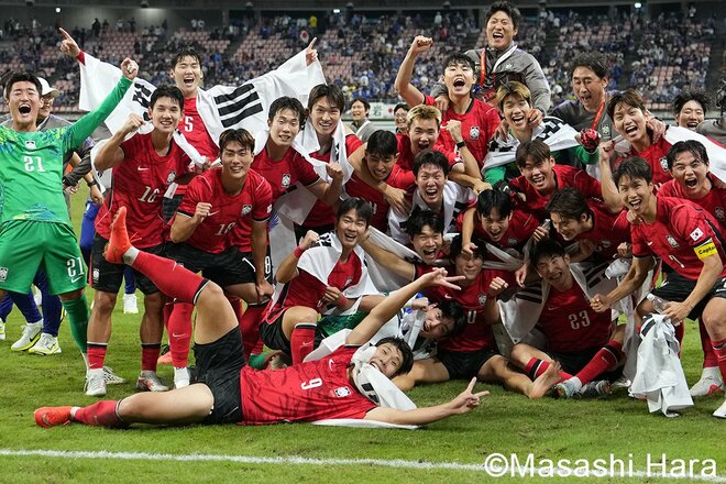 決勝で韓国に3連敗！ 惜敗の銀メダルに市原吏音、大関友翔、梅木怜も笑顔なく……。奮闘の中島洋太朗や佐藤海宏を擁する大岩ジャパンの本番は2028年！【U-21日本代表vsU-23韓国代表】激闘PHOTOギャラリーの画像006