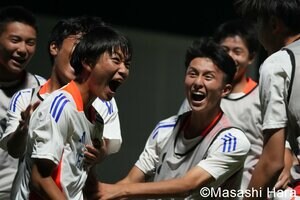 15歳以下の｢Jリーグ選抜｣と｢リバプール選抜｣が激突、｢特別な才能｣飛び級の日本代表CBが守備を統率して｢無失点｣で2連勝！浮上した｢その後の育成年代｣の課題【U-15　Jリーグ選抜vsリバプール　U-15】激闘PHOTOギャラリーの画像