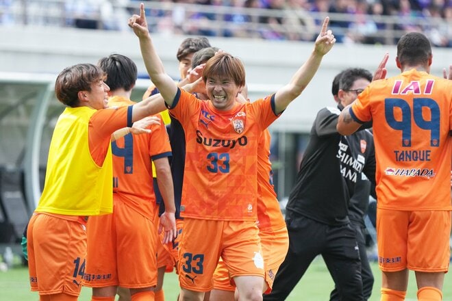 FC東京2シャドー左の「15歳逸材」が躍動も…元サッカー日本代表「36歳エース」の全ゴールに絡む活躍で清水エスパルスが5位浮上「イメージはできていた」【FC東京VS清水エスパルス】PHOTOギャラリー激闘22連写の画像