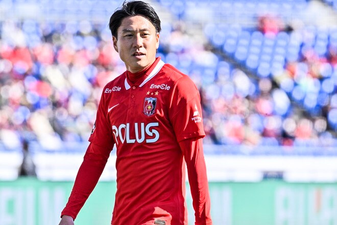「浦和レッズ」3か年計画ラストイヤーを彩る岩尾憲・「名古屋グランパス」中盤の支配者レオ・シルバ・「鹿島アントラーズ」ベルギーで万能型FWへと進化した鈴木優磨・「ジュビロ磐田」完全移籍に移行した遠藤保仁!【2022シーズン「J1注目選手10人」とフォーメーション】(2)【図表】の画像