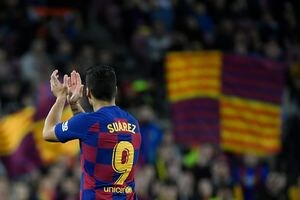 C・ロナウドかネイマールか――バルサ離脱のスアレス「メッシに代わる新相棒」の画像