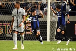 PHOTOギャラリー「ピッチの焦点」【クラブ親善試合　ガンバ大阪ｖｓパリ・サンジェルマン　２０２２年７月２５日　１９：００キックオフ】の画像