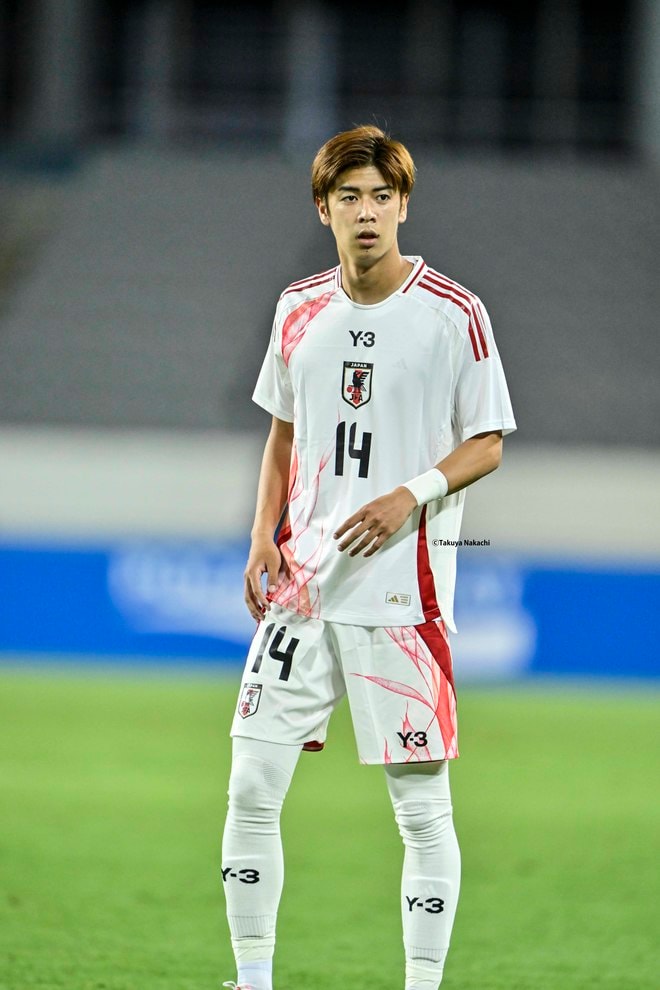 【大関友翔アルバム】川崎フロンターレMF大関友翔の中国戦での写真56枚！ 2試合連続の途中出場で魅せたプレー姿「日本代表ー中国代表」の画像003