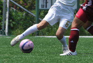 大住良之の「この世界のコーナーエリアから」　第27回「ストッキングか、ソックスか」の画像