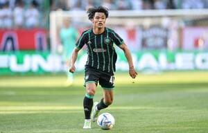 サッカー日本代表・旗手怜央がプレシーズンマッチ｢MOM選出｣!! 現地紙が｢見せびらかすようなテクニカルなパフォーマンス｣と大絶賛! 最優秀選手に選出された｢べた褒め寸評｣とは?【動画】の画像