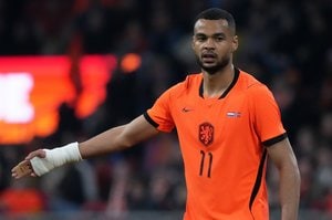 【W杯初戦・オランダ分析】世界7位の現在地(3) 日本代表DFも置き去りに！ 193cm爆速DFによる｢最恐ライン｣の攻略法の画像