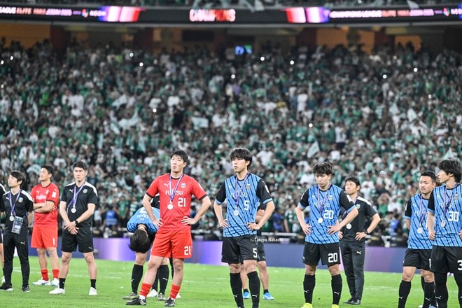 【川崎フロンターレアルバム】ACLE決勝で両SBとして奮闘した佐々木旭の写真40枚！ 試合後に見せた放心状態が表す、すべてを注ぎ込んだ姿「アル・アハリー川崎フロンターレ」の画像004