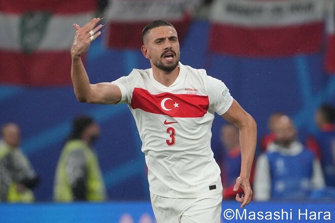 【UEFA　EURO2024現地撮】開始1分にトルコ先制もオーストリア猛反撃！トルコのメッシ19歳ギュレルのCKからの追加点でトルコ辛勝【オーストリア代表vsトルコ代表】PHOTOギャラリーの画像004