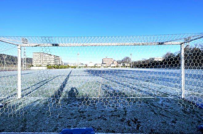 大住良之の｢この世界のコーナーエリアから｣第169回｢人生いろいろ、ゴールもいろいろ｣(2)横浜FMvs鹿島｢雷雨の延長戦｣、雨ニモ負ケズ｢帰っていった高校生｣、風ニモ負ケズ｢感心した応急対策｣の画像007