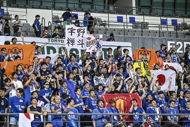 【サポーターアルバム】サッカー日本代表の中国戦完封勝利を支えたサポーター写真63枚！ 韓国・龍仁に駆け付けた現地観客席ショット「日本代表ー中国代表」の画像034