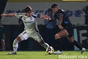 町田の4連戦で予想される｢ACL出場チーム｣への負担増、来年の秋春制移行の前に考えたい｢8月の試合中止｣【川崎VS町田｢計8ゴールの大熱戦｣で浮上したピッチ内外の大問題】(2)の画像