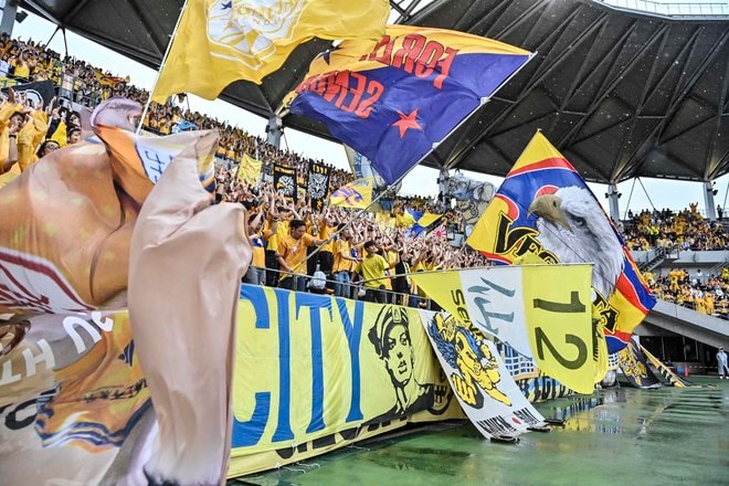 【仙台サポーターアルバム(2)】雨の試合に2000人！ 現地撮影した「ベガルタ仙台のサポーター写真99枚」！「ジェフユナイテッド千葉ーベガルタ仙台」の画像081