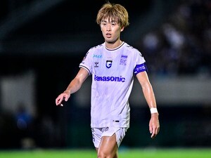 「過去一の女子力」川崎移籍のMF山本悠樹の「カバンの中身映像」が1万5千回再生の大反響！ 高級ブランド『ボッテガ・ヴェネタ』のカバンに入ったこだわりの品々の画像