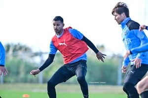 J1川崎の新ブラジル人MFゼ・ヒカルドが19日のTM出場へ……中盤でのパスのつなぎ役と説明し、シュートにも自信見せるの画像