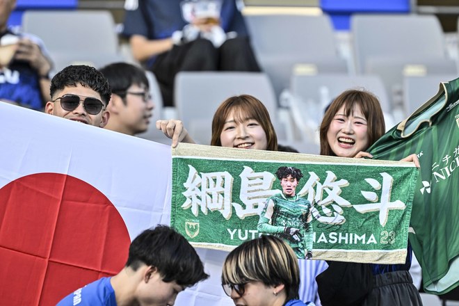 【サポーターアルバム】サッカー日本代表の中国戦完封勝利を支えたサポーター写真63枚！ 韓国・龍仁に駆け付けた現地観客席ショット「日本代表ー中国代表」の画像036