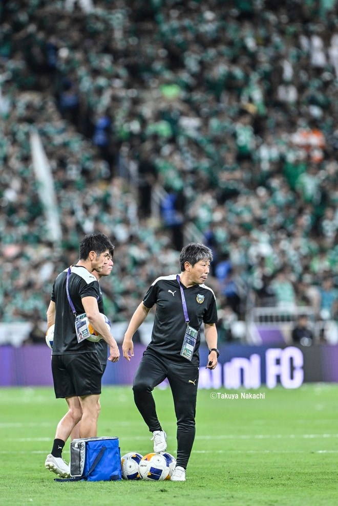 【川崎フロンターレアルバム】ACLE準優勝チームを支えたコーチングスタッフ＆クラブスタッフの写真41枚！ サウジアラビア・ジェッダでの活躍を現地撮影「アル・アハリー川崎フロンターレ(2)」の画像004