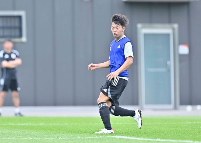 【サンフレッチェ広島「E-1」アルバム】J1広島に所属する日本代表5選手の13日＆14日の練習写真46枚！ジャーメイン良、中村草太、川辺駿、田中聡、荒木隼人、大迫敬介の現地写真の画像018