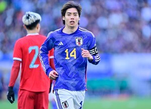 「想像以上にしっかりとキャプテンしててびっくり」伊東純也の日本代表主将としての「円陣掛け声映像」が公開され話題に！「アツいこと言ってるのレアすぎる」の声の画像