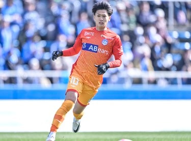 画像・写真：「オレンジの山形!??」「いやぁ新鮮」J2山形が初お披露目