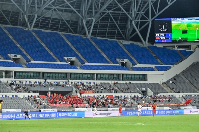 森保ジャパン、中国戦の公式観客数は1661人の低調さでスタジアム収容率は4％……7・8開催の香港戦は687人と衝撃的な少なさで注目集まる中、土曜開催も振るわずの画像005