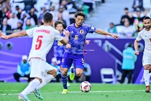 「守田3人ぶち抜いた！」「イラン４番のリアクションも神」守田英正の“自分で作って自分で決めた”先制弾とイランDFが話題！「悔しがり方が劇団四季みたい」との声の画像