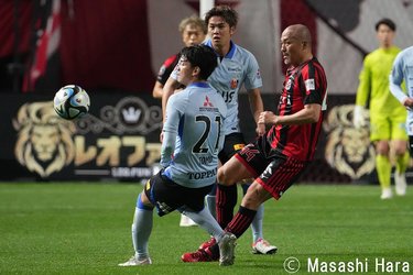 画像・写真:天才・小野伸二が古巣・浦和レッズ相手にラスト 画像・写真:天才・小野伸二が古巣・浦和レッズ相手にラスト