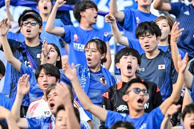 【サポーターアルバム】サッカー日本代表の中国戦完封勝利を支えたサポーター写真63枚！ 韓国・龍仁に駆け付けた現地観客席ショット「日本代表ー中国代表」の画像047