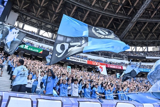【サポーターアルバム】ACLE準優勝後初の国内試合に駆け付けた川崎フロンターレのサポーター写真80枚！ 国立を青く染め上げる「鹿島アントラーズー川崎フロンターレ」の画像037