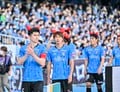 「かわいい」と「尊い」が渋滞！ 川崎の選手が試合後に披露した「献血カチューシャ姿」!!“若きドリブラー”がSNSで注目の的にの画像003
