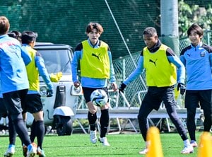 川崎DF田邉秀斗が語った復帰の決意。復帰要請が来て唯一、連絡をした選手からは「戻って活躍したほうがいい」と後押しされるの画像