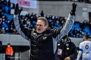 【J1分析】早くも覗いたスペイン人監督らしい「戦術的動き」と「逆襲のシナリオ」【王者・川崎フロンターレとの開幕節で見えたFC東京の「大いなる可能性」】(4)の画像