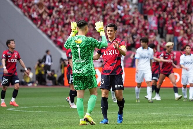 絶対エース｢美しい｣完璧オーバーヘッド、日本代表の至宝｢悔しい｣試合後、それでも｢気になる｣鈴木優磨のパンツ【鹿島アントラーズvs川崎フロンターレ】国立決戦PHOTOギャラリー25連写の画像023