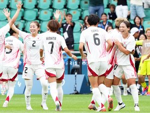 なでしこ長野風花＆清水梨紗の“てるてる坊主”ツーショット公開！リバプール女子コンビの｢かわいすぎる｣姿も…｢手術跡が痛々しい｣の画像