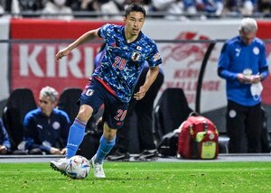 サッカー日本代表・中山雄太のイングランド行きが｢正式決定｣!! ハダースフィールドと2年契約を締結! 気になる｢背番号｣と早速披露した｢新ユニフォーム姿｣とは?【画像】の画像