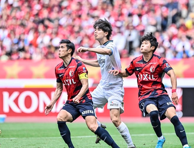 【試合アルバム】鬼木監督の古巣・川崎を国立で破った鹿島アントラーズのプレー写真78枚！「鹿島アントラーズー川崎フロンターレ」の画像075