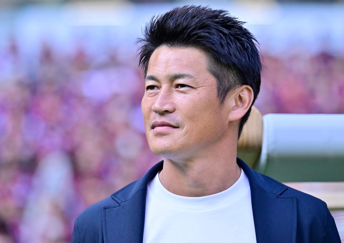 散髪快勝!?｢こんな直球の親父ギャグ久々に聞いたよ｣J1清水の敵地3-0勝利後のロッカールームが大盛り上がり！ 新指揮官の言葉が｢早くもエスパ流行語大賞の最有力｣