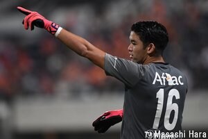 「キーパーの孤独な闘い」清水ー柏　PHOTOギャラリー「ピッチの焦点」の画像