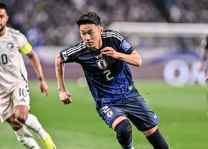 【菅原由勢と中村敬斗のWB、森保ジャパンの「主要オプション」になり得るのか(1)】想定外だったサウジアラビアの５バックにどう対峙したか。特徴的に向かない中で菅原由勢が狙った意識の画像