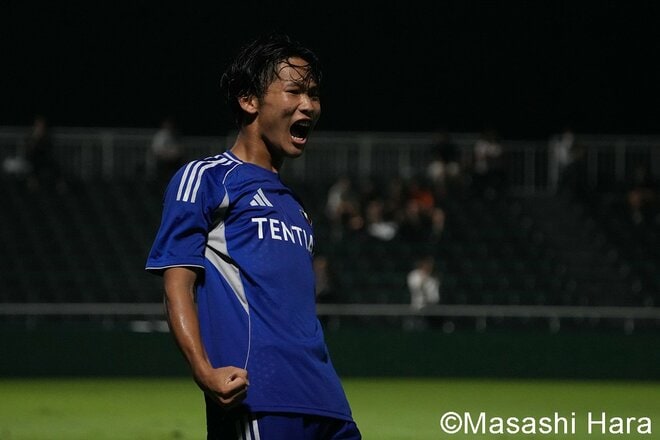 日本の原石がプレミア強豪と真剣勝負！ 決勝ゴールに吠える礒部怜夢！中村俊輔＆山田直輝、パトリックの息子…現地カメラマンの厳選ショット【U-15 Jリーグ選抜vsリバプールFC U-15】激闘PHOTOギャラリーの画像009