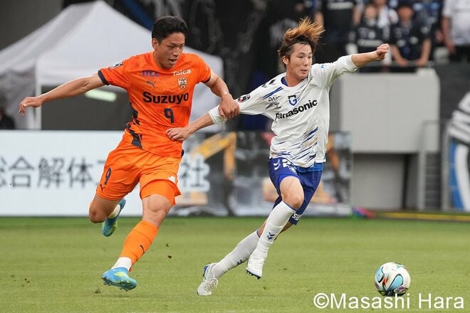 5万超が沸いた“オレンジvs青黒”の国立決戦！G大阪がギラギラFW南野遥海の2発で清水に逆転勝ち！百年構想リーグ最多動員試合を現地撮影【清水エスパルスvsガンバ大阪】激闘PHOTOギャラリーの画像005
