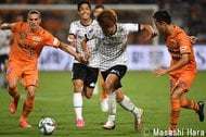 「コーナーキックをどう勝利に結びつけるか~セットプレー専門コーチに聞く」(3)「守備の秘策は『ストーン』3人+マンマーク」の画像
