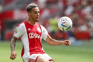 「さすがに高すぎる」と話題の移籍金で、マンチェスター・ユナイテッドが「ブラジル代表FW」を獲得! 「アヤックス時代の同僚」とホットライン形成なるかの画像