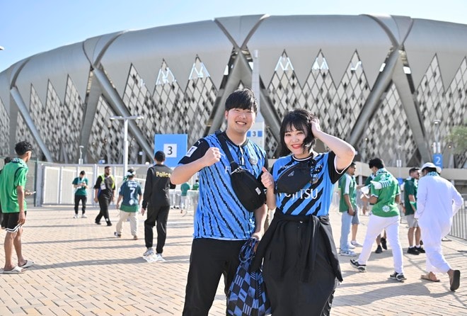 【サポーターアルバム】川崎のアジア王者を願って、ACLE決勝直前にスタジアム前で撮影した83枚のサポーター写真！ 「アル・アハリー川崎フロンターレ」の画像040
