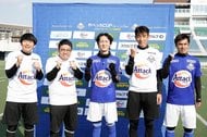 「すごいオシャレでめっちゃ良い!」J3八戸の「三社大祭山車実写ユニフォーム」に絶賛が相次ぐ!「これだからヒュンメルさんの夏ユニは期待大なんよ!!!」と、金屏風のようなGKユニはすでに完売の画像