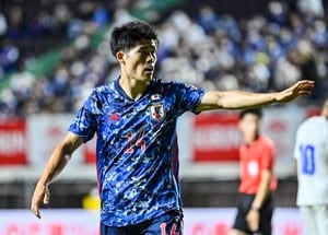 サッカー日本代表、中国戦の背番号が決定！冨安健洋は「16」南野拓実に代わって背番号「10」を背負うのは？の画像