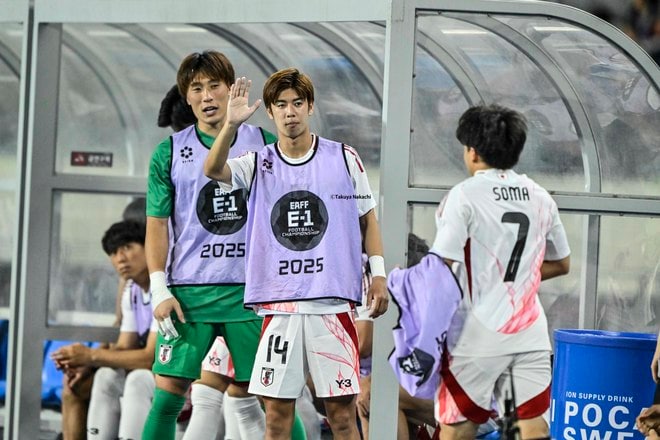【大関友翔アルバム】川崎フロンターレMF大関友翔の中国戦での写真56枚！ 2試合連続の途中出場で魅せたプレー姿「日本代表ー中国代表」の画像012