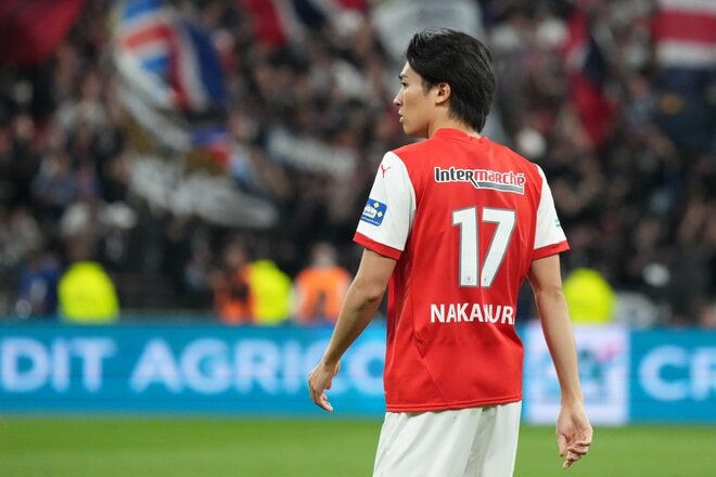 運命の大一番！サッカー日本代表・伊東純也、中村敬斗、関根大輝が語った｢世界一のクラブ｣と｢降格プレーオフ｣(1)純也＆敬斗いつものルーティンと作れない攻撃の形｢準優勝は奇跡ですね｣【激闘33連写】の画像023